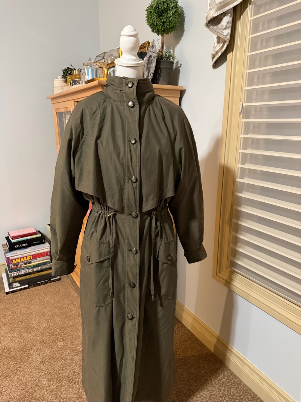 Travel Smith Long Women's Vintage Trench Coat in Olive Green Size Medium